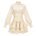 Vestido mini de novia Emersyn Neutrals, con cuello alto y detalles de volantes en tonos neutros, muestra la prenda en la imagen.