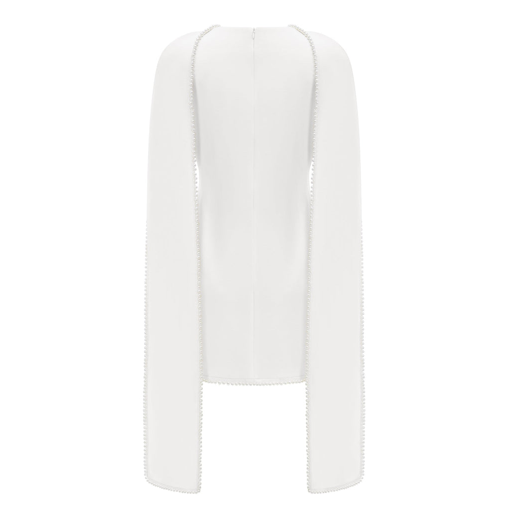 Vestido mini sin mangas blanco Piroska de novia con detalles de perlas en el escote y estilo elegante.