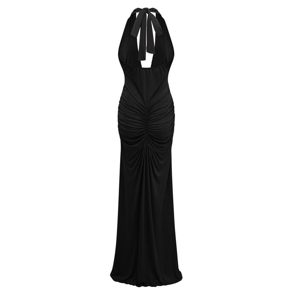 Vestido largo halter con fruncido de Final Sale, diseño maxi en tela suave y elegante, en color negro.