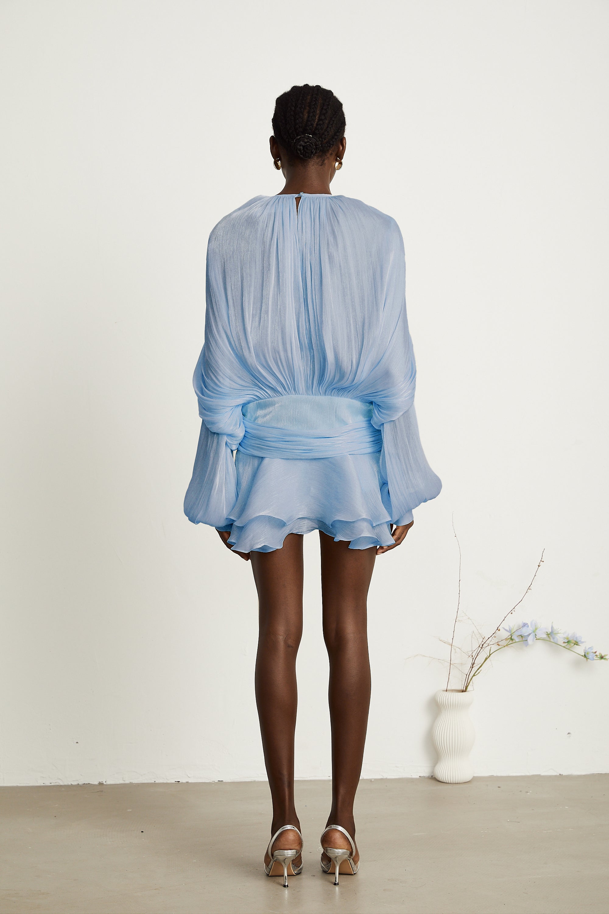 Eugénie Mini vestido azul con volantes y pliegues