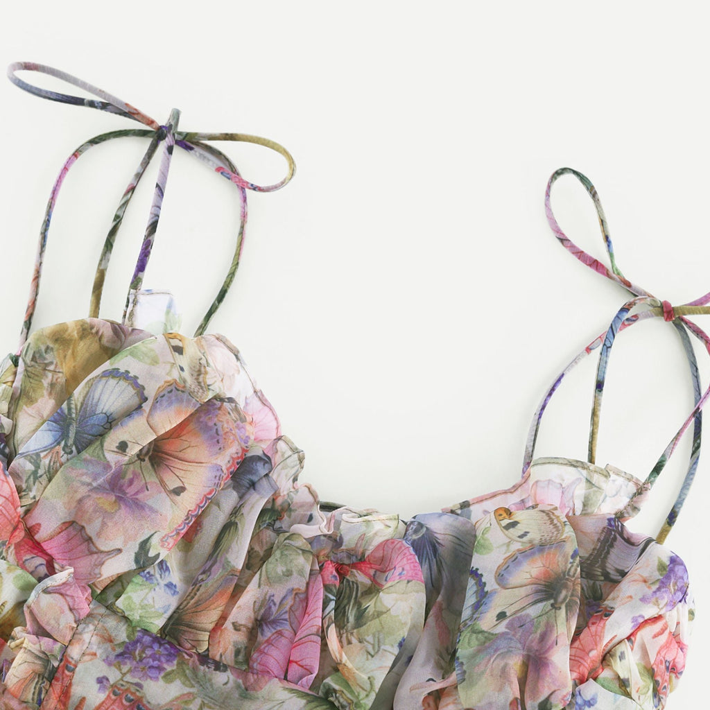 Vestido mini plisado con estampado floral Juliette de Final Sale, con diseño elegante y detalles de pliegues en tela ligera.
