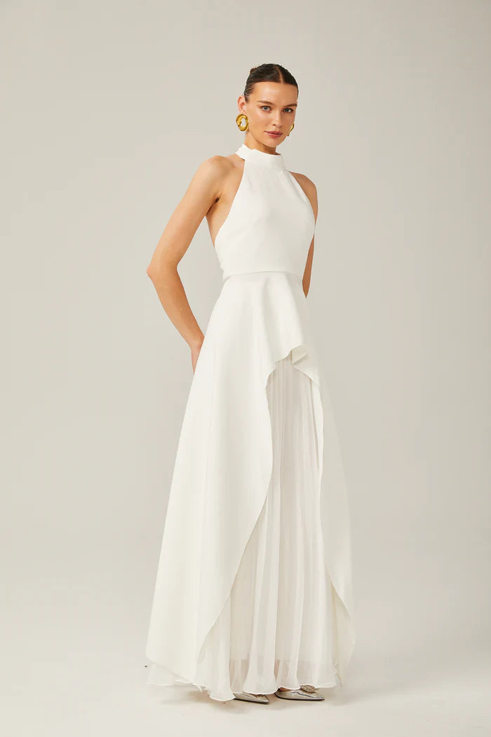 Inés Vestido largo con cuello halter y capas