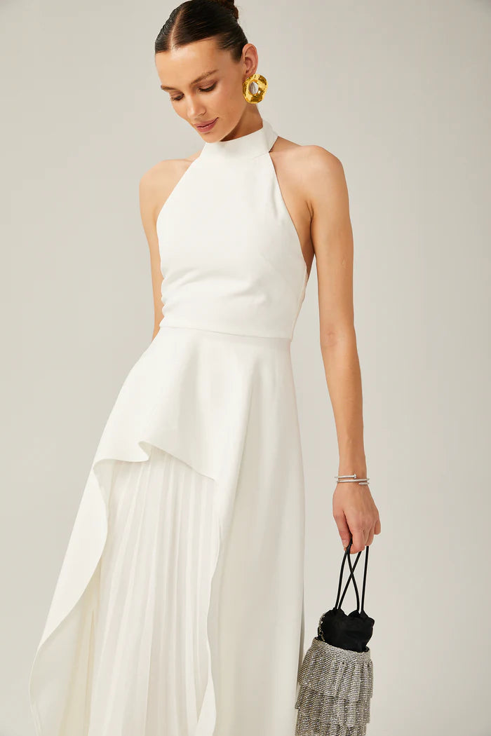 Inés Vestido largo con cuello halter y capas