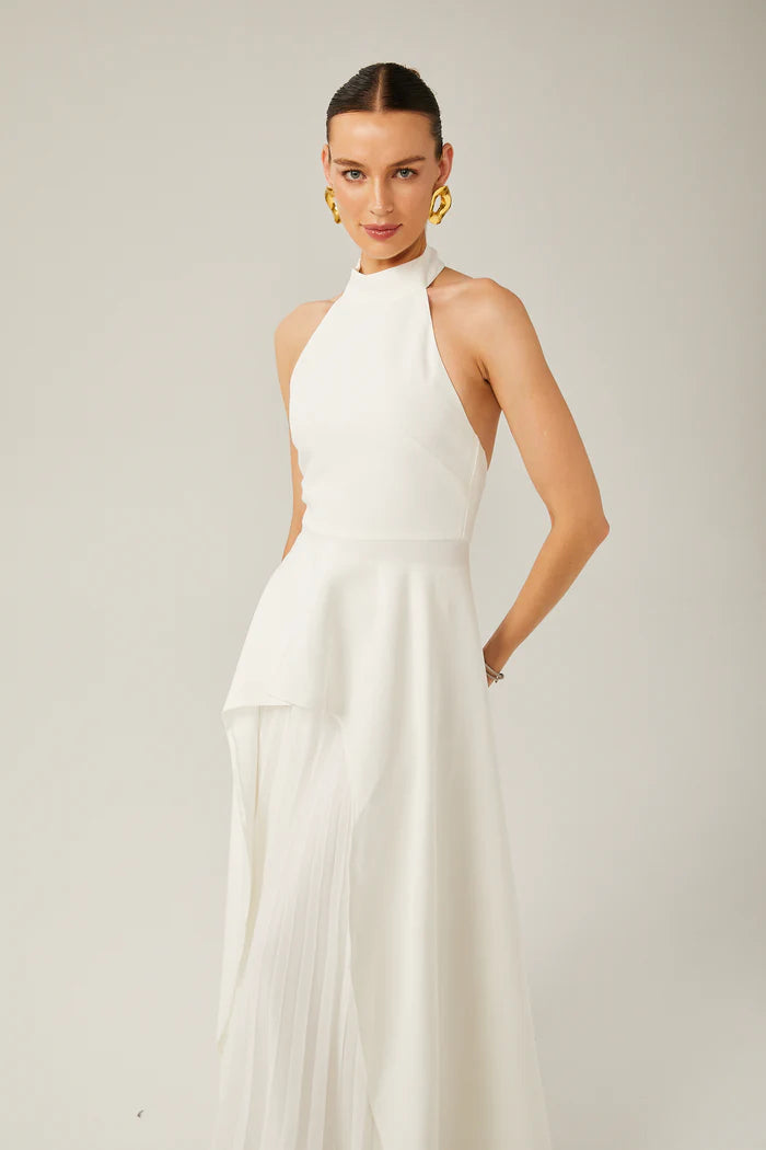 Inés Vestido largo con cuello halter y capas
