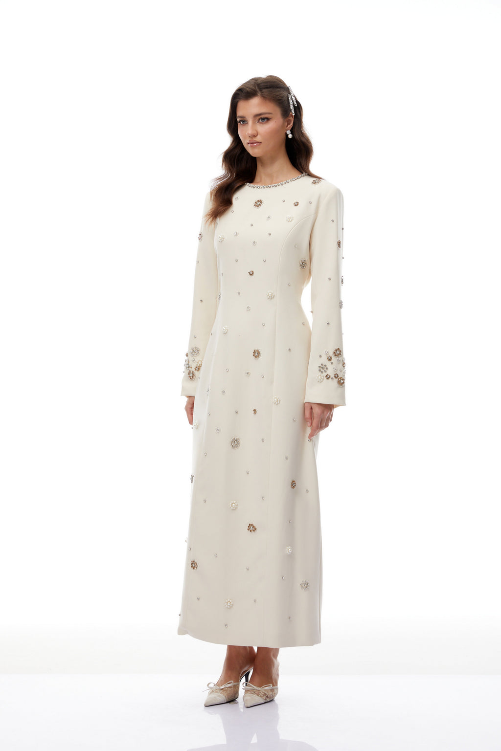 Vestido largo blanco crema Peyton de fiesta, con adornos completos y diseño maxi, de la marca Final Sale.