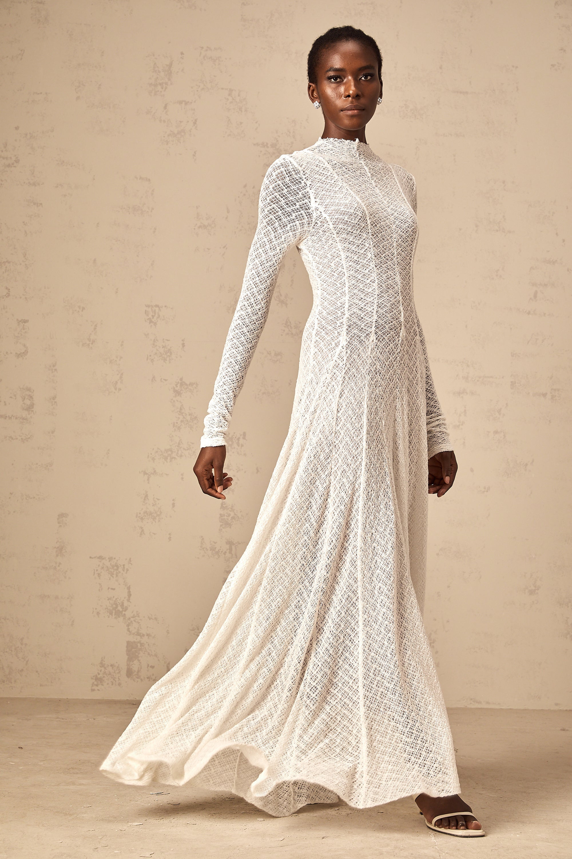 Athena wavy-pattern lace maxi dress in White  (Final Sale-US Only)