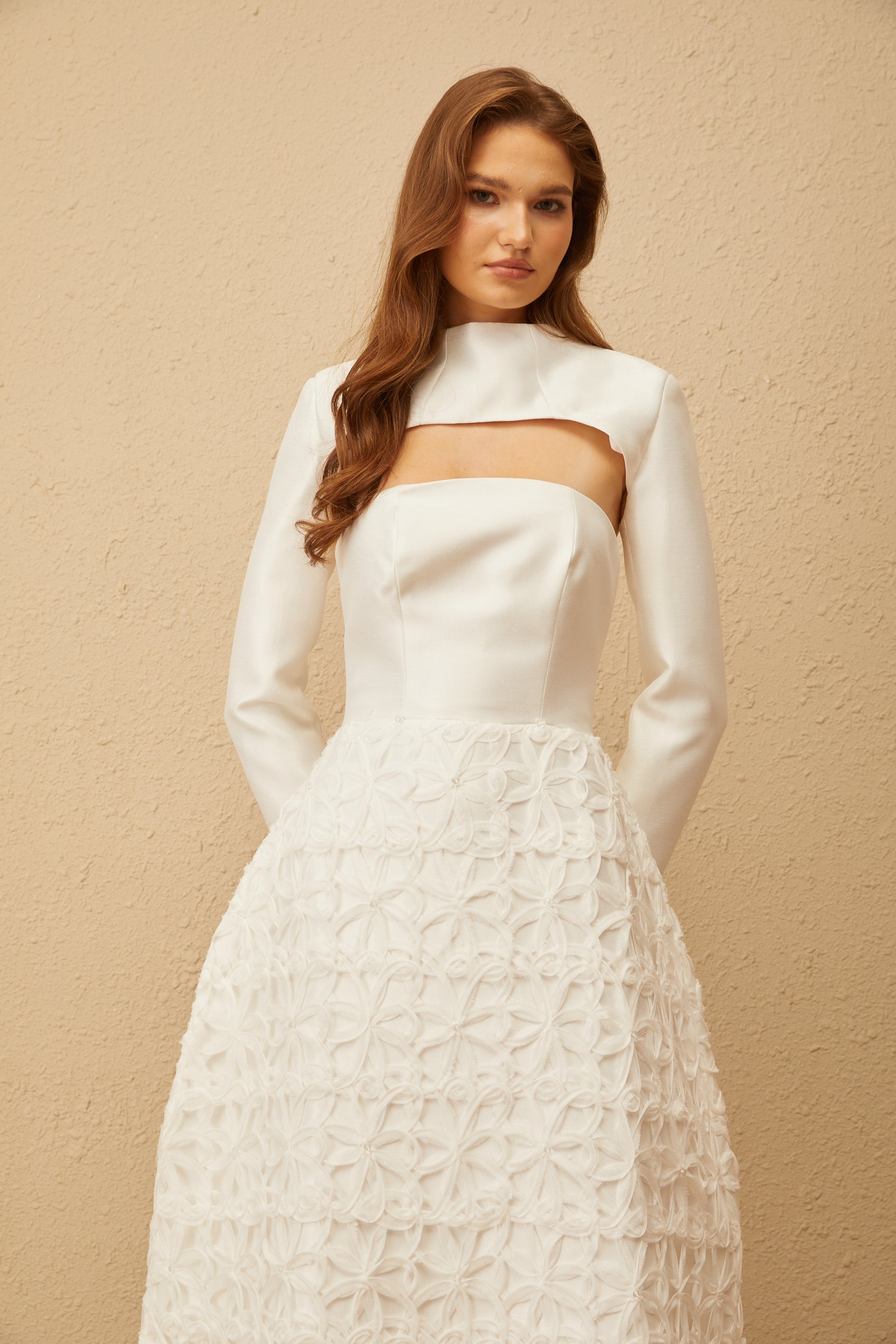 Dulcie White Floral Jacquard Shawl & Dress Set (Final Sale)