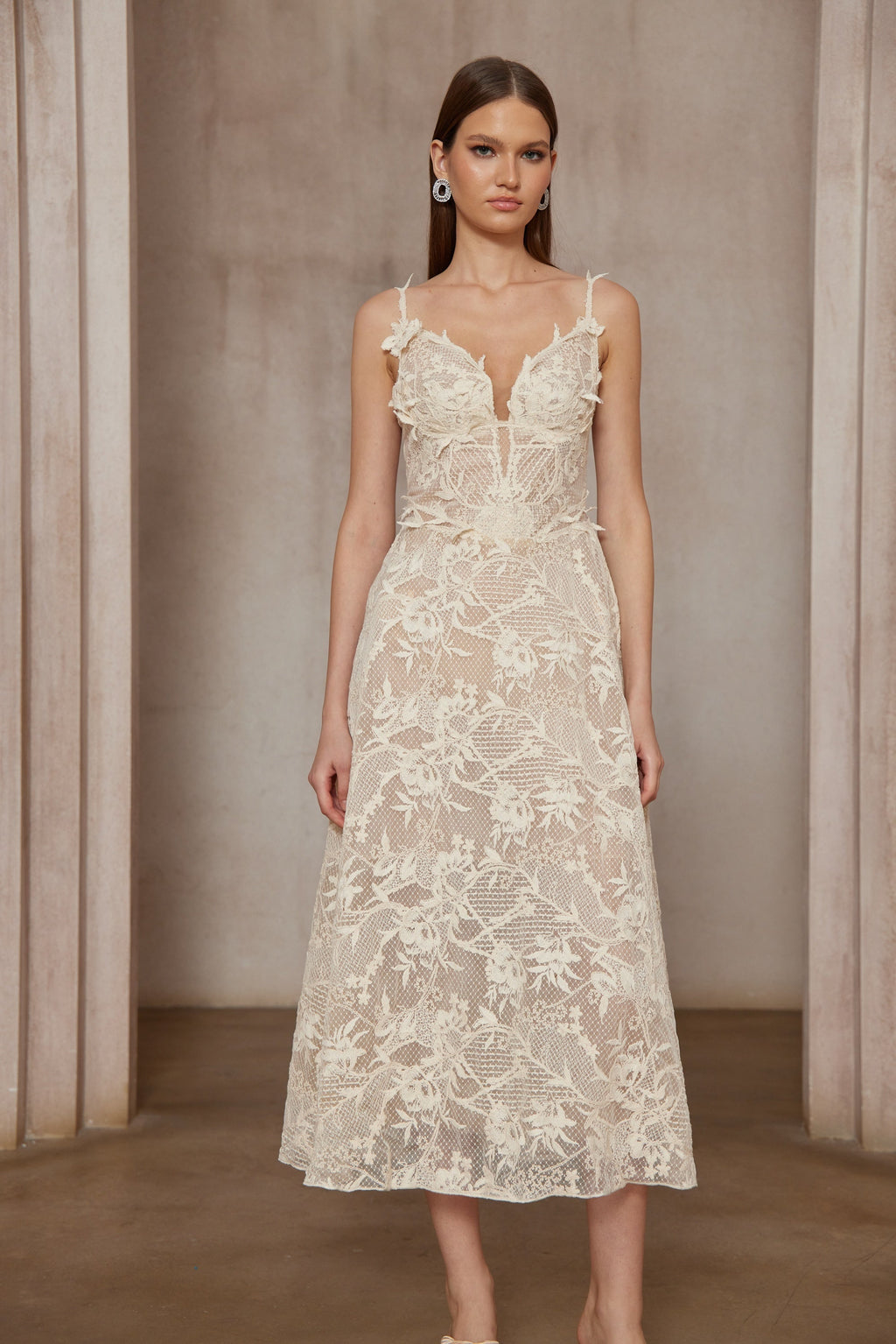 Amber White Sleeveless Floral Lace Midi Dress(Final Sale-US Only)