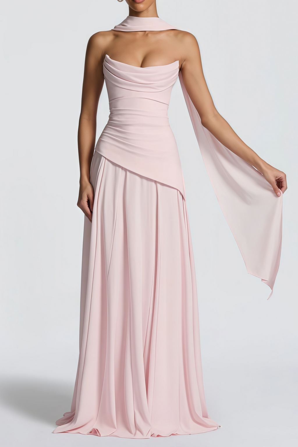 Vestido largo de novia en chiffon rosa sin tirantes con corsé, estilo maxi y diseño elegante, ideal para bodas.