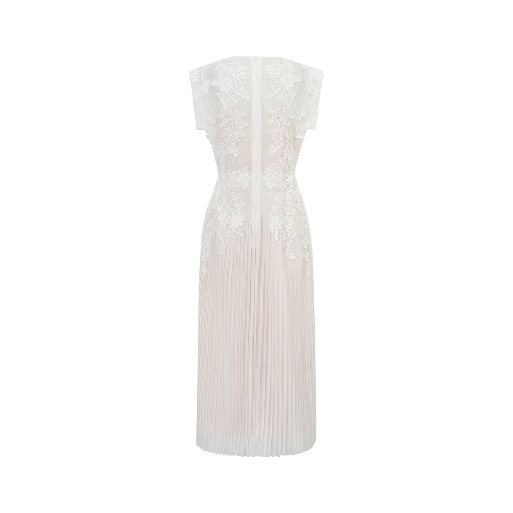 Vestido midi de tul con apliques de flores Annabelle, de la marca Final Sale, en color claro y diseño elegante.