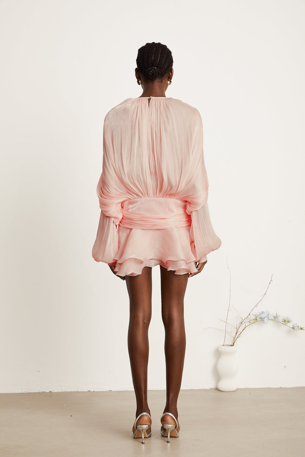 Eugénie Mini vestido rosa con volantes y pliegues