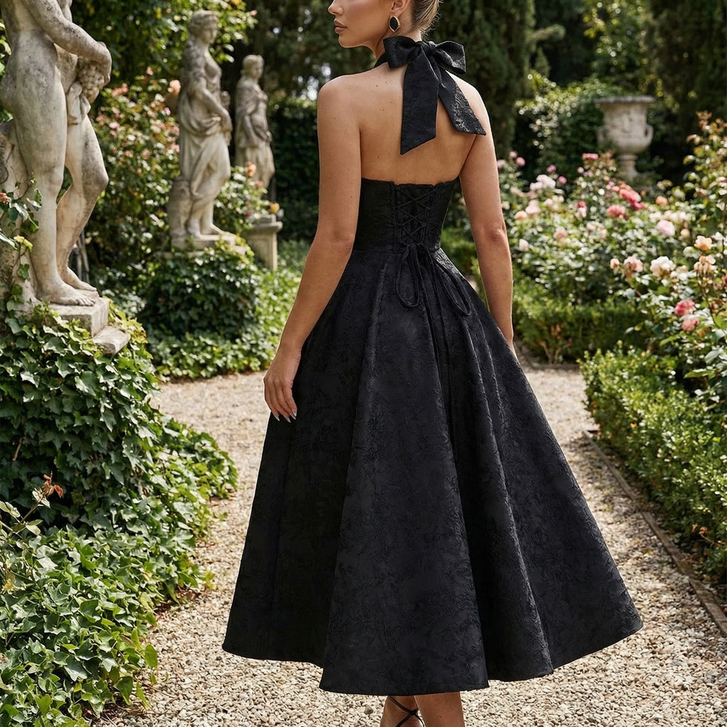 Vestido midi Alba Blossom de SLIPPO®, vestido largo con estampado floral y corte elegante en color suave.