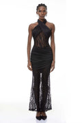 Vestido maxi negro con escote halter y encaje de MRTokyo, diseño elegante y sofisticado para ocasiones especiales.