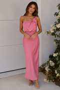 ATISSE GRETA — Elegant Pink Maxi Dress