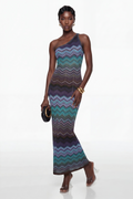 Vestido largo azul de punto de la marca MRMelbourne con patrón de ondas, estilo maxi y diseño elegante.