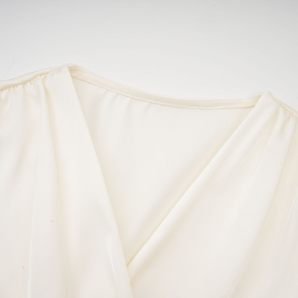 Nouria white faux-flower twist cropped top (Final Sale-US Only)