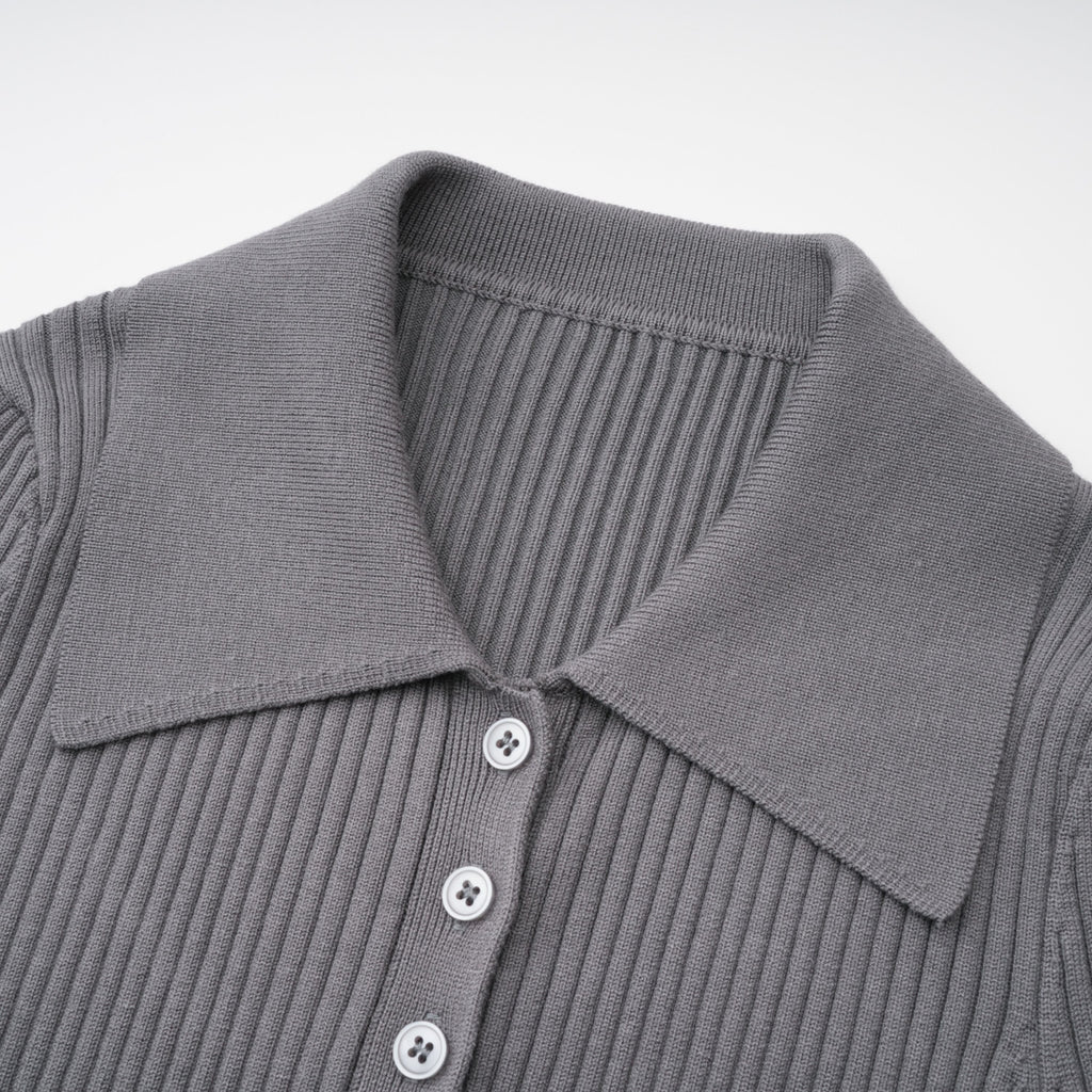 Conjunto de body y pantalones gris con canalé de estilo ajustado, de la marca Final Sale, en color gris y textura de punto.