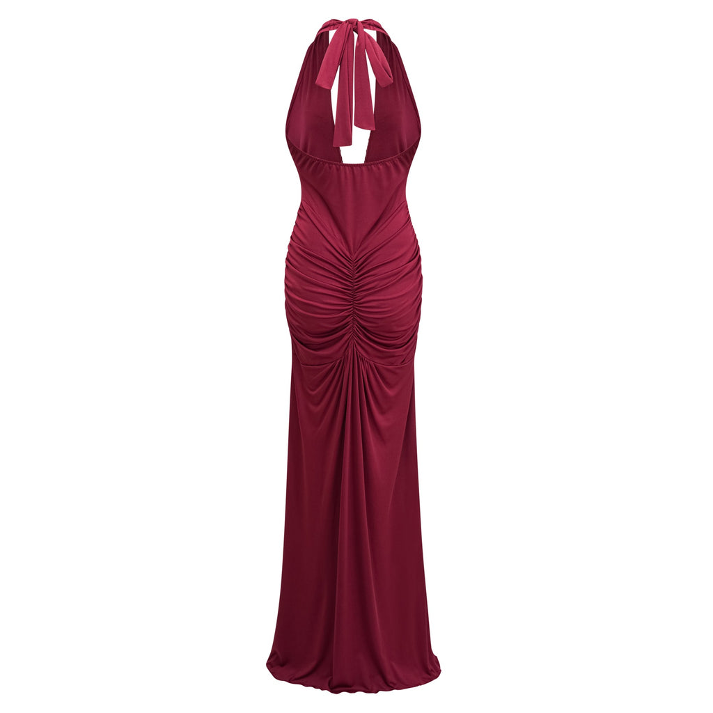 Vestido largo halter con ruched de la marca Final Sale, en color neutro, con diseño elegante y ajustado en la parte superior.