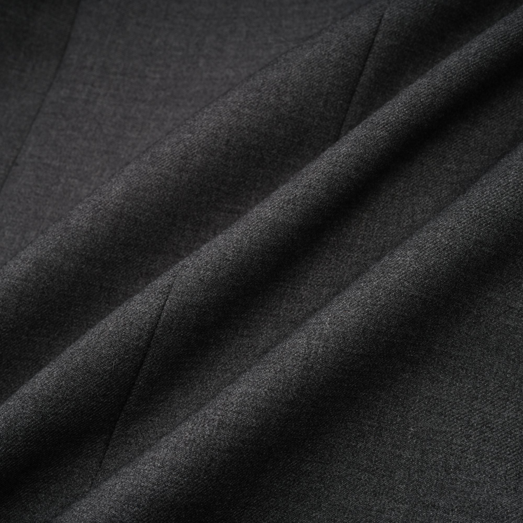 Blazer gris con paneles de encaje de la marca Final Sale, vista frontal con detalles elegantes y estilo moderno.