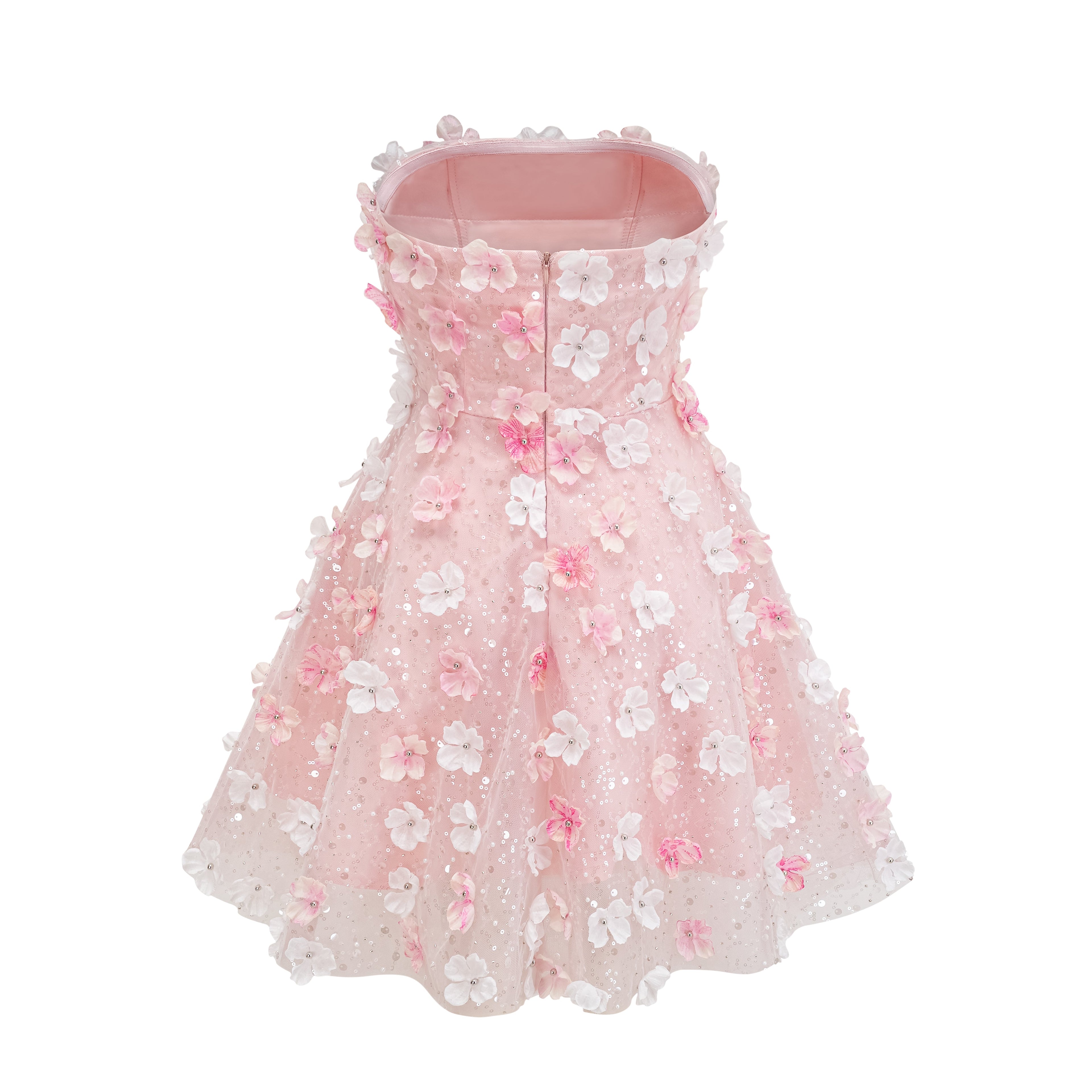 Vestido mini con pétalos 3D y volumen de la marca Final Sale, en color vibrante, mostrado en la imagen.