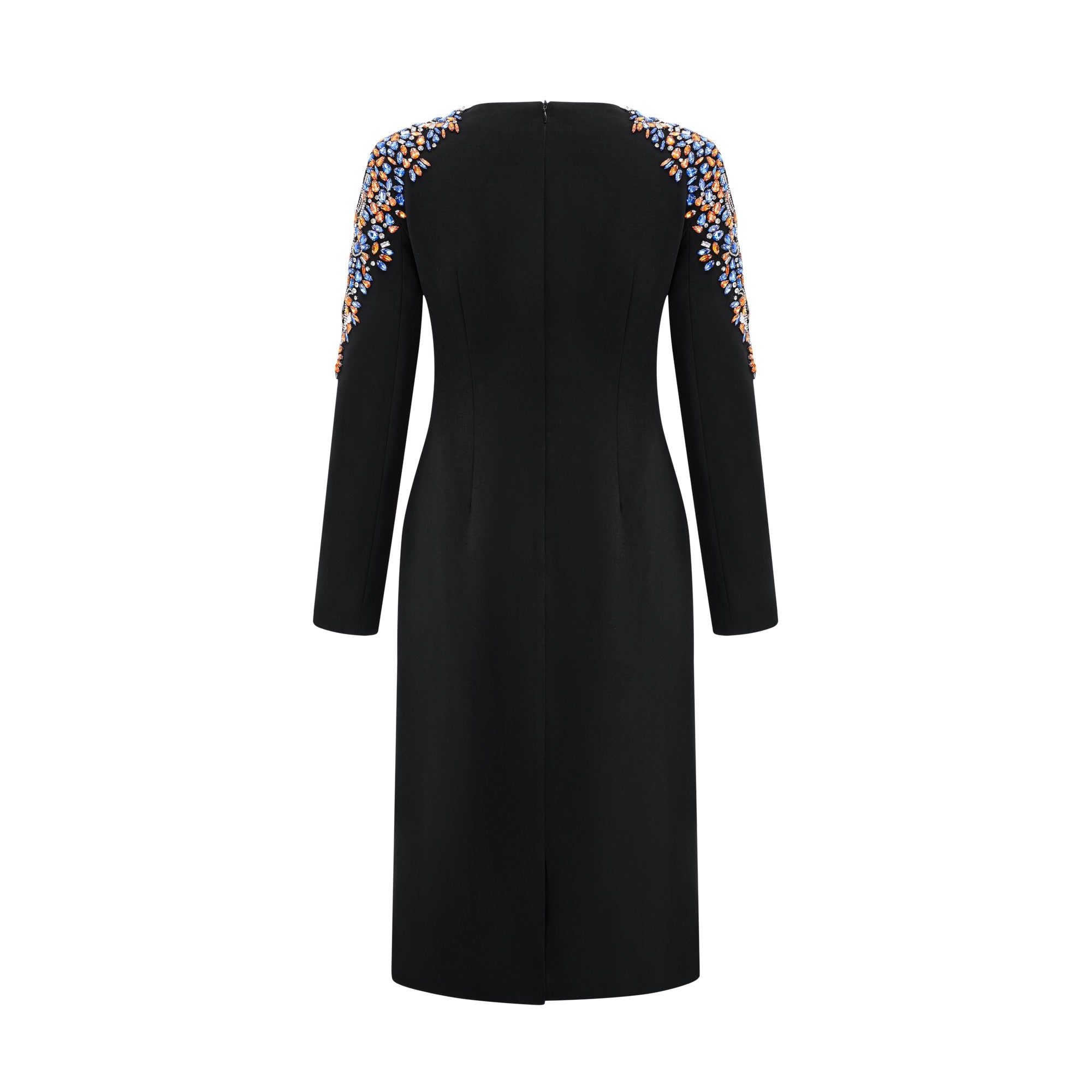 Vestido midi negro de cristal con detalles elegantes, diseñado por Final Sale, muestra el vestido en una postura en un fondo neutro.