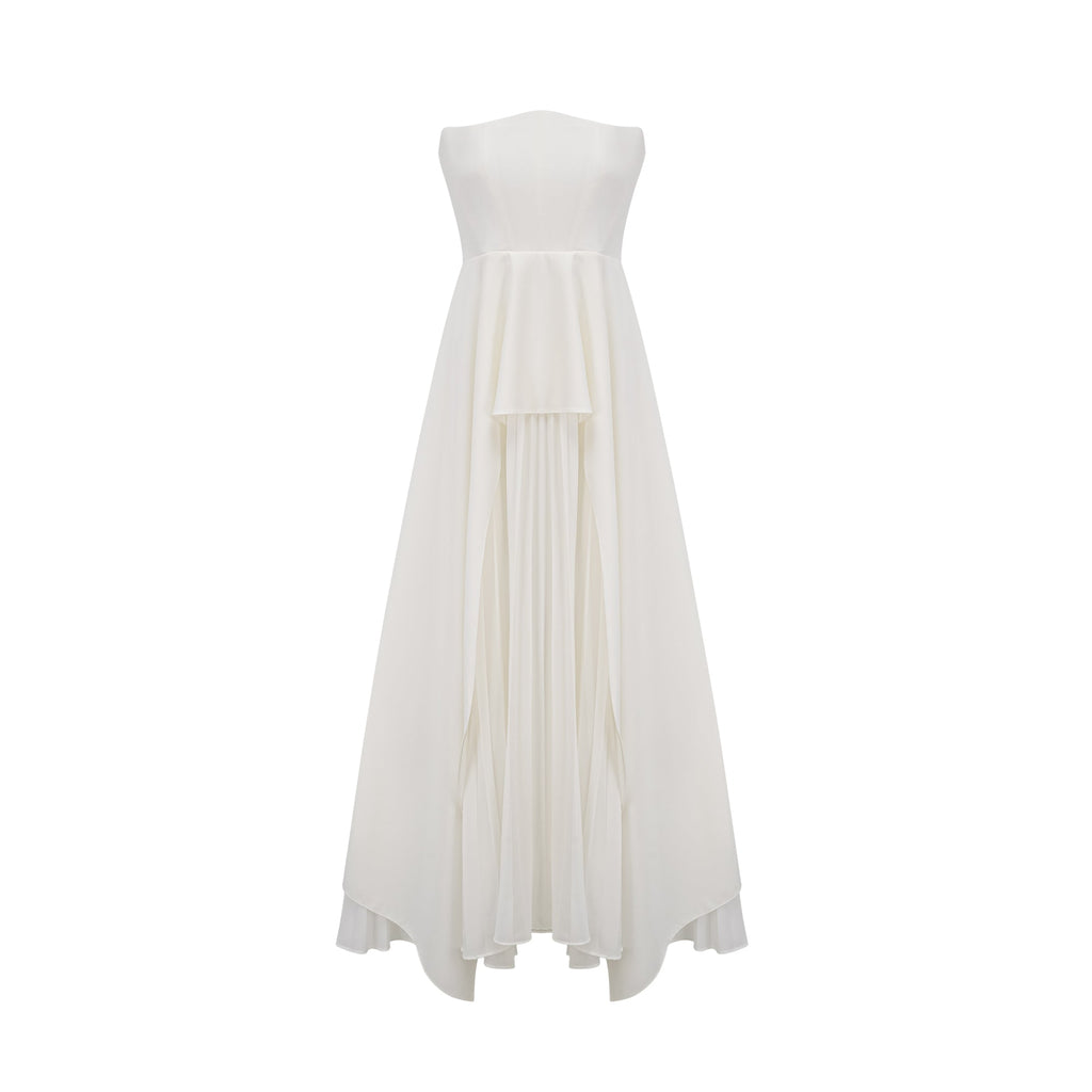 Vestido maxi blanco con pliegues y escote en los hombros de la marca Final Sale, diseño elegante y fluido para ocasiones especiales.