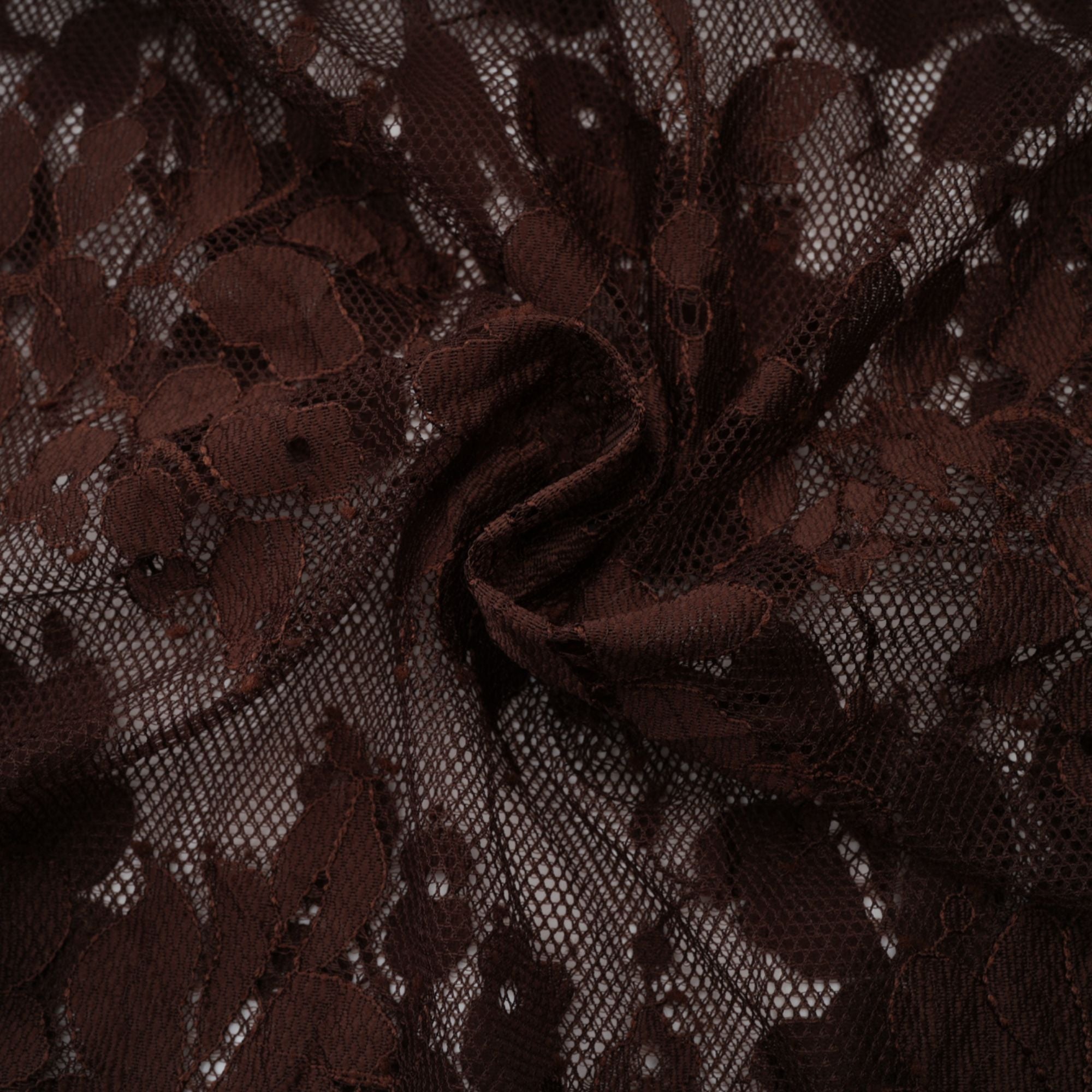 Vestido midi acampanado Sylvie de encaje chantilly marrón, con diseño elegante y detallado en la imagen.