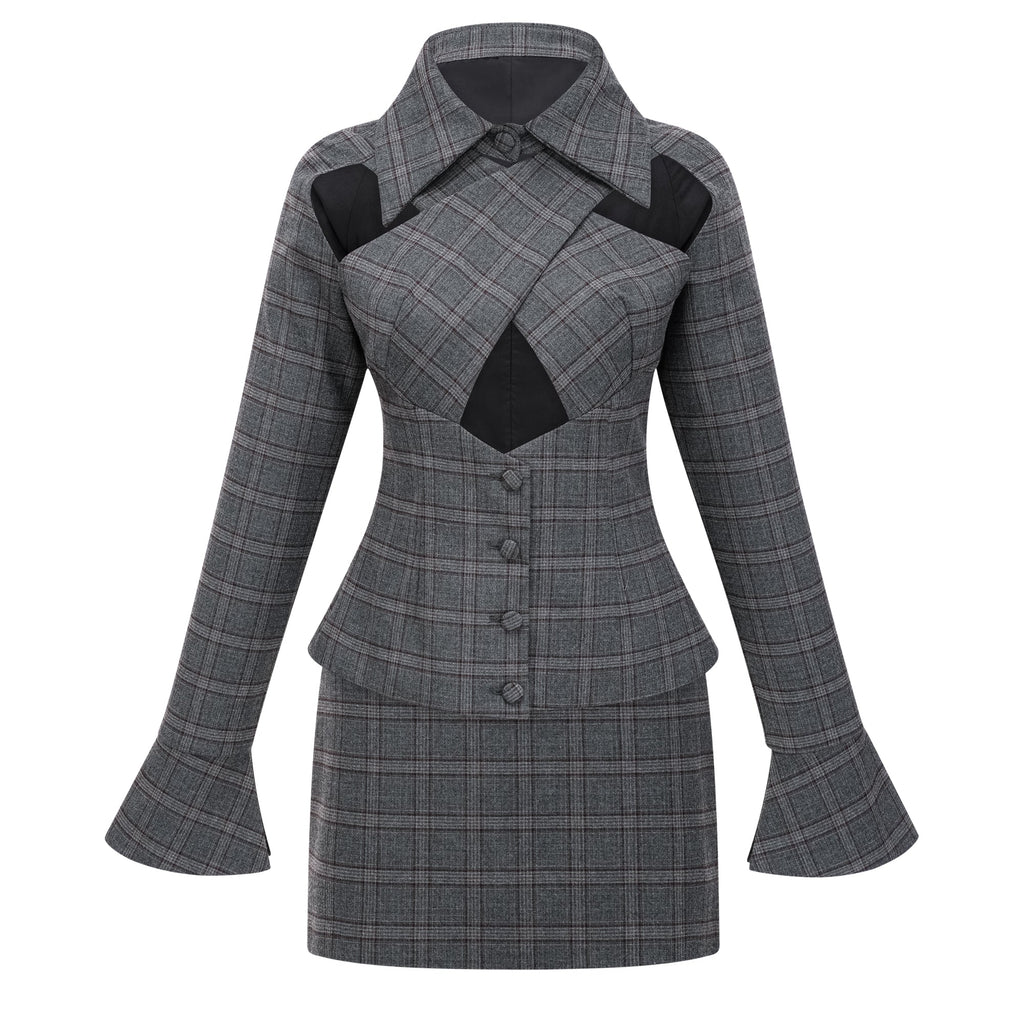 Conjunto de blazer y falda a cuadros gris Serena de Final Sale, con detalles recortados y estilo elegante.