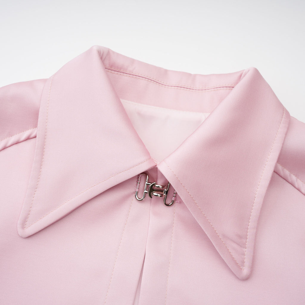 Conjunto de top capa rosa y falda de tul de la marca Bridal, con detalles elegantes y delicados en la imagen.