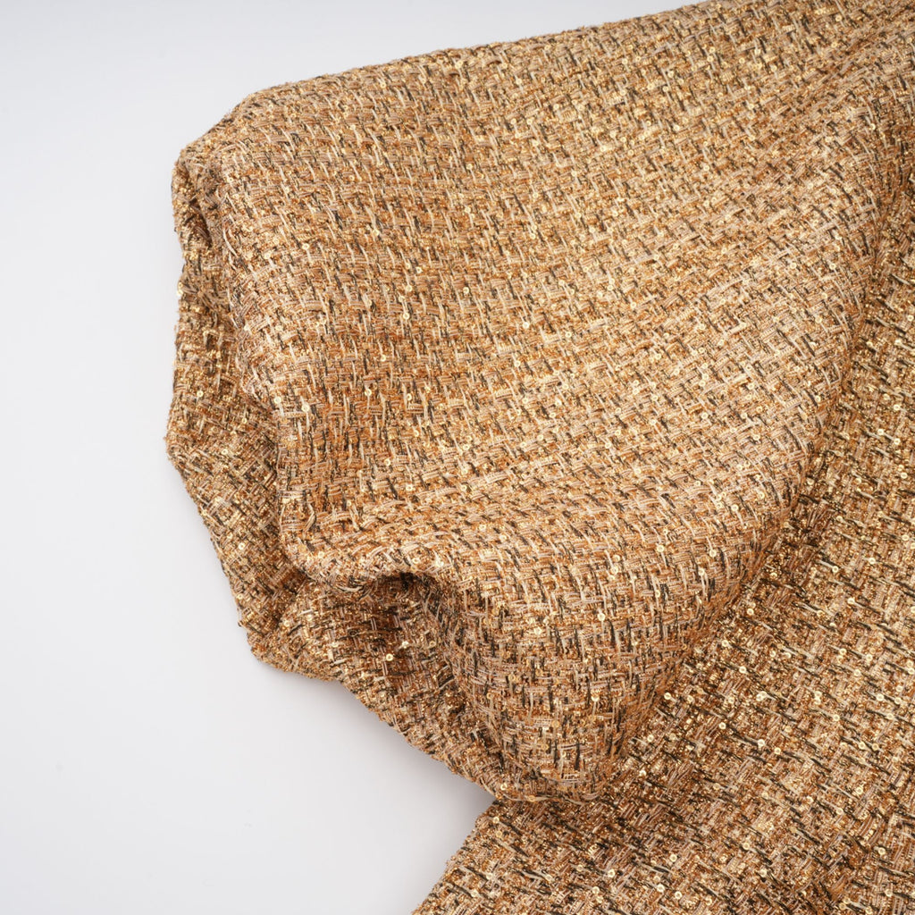 Chaqueta de tweed con lentejuelas doradas Clothilde de Final Sale, vista frontal con detalles brillantes y textura elegante