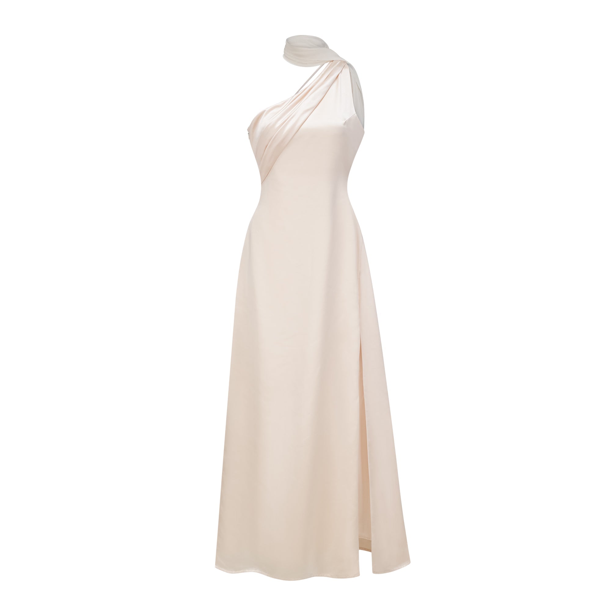 Vestido maxi de satén con diseño neutro Thérèse, marca Final Sale, mostrando el acabado elegante y la caída del tejido.