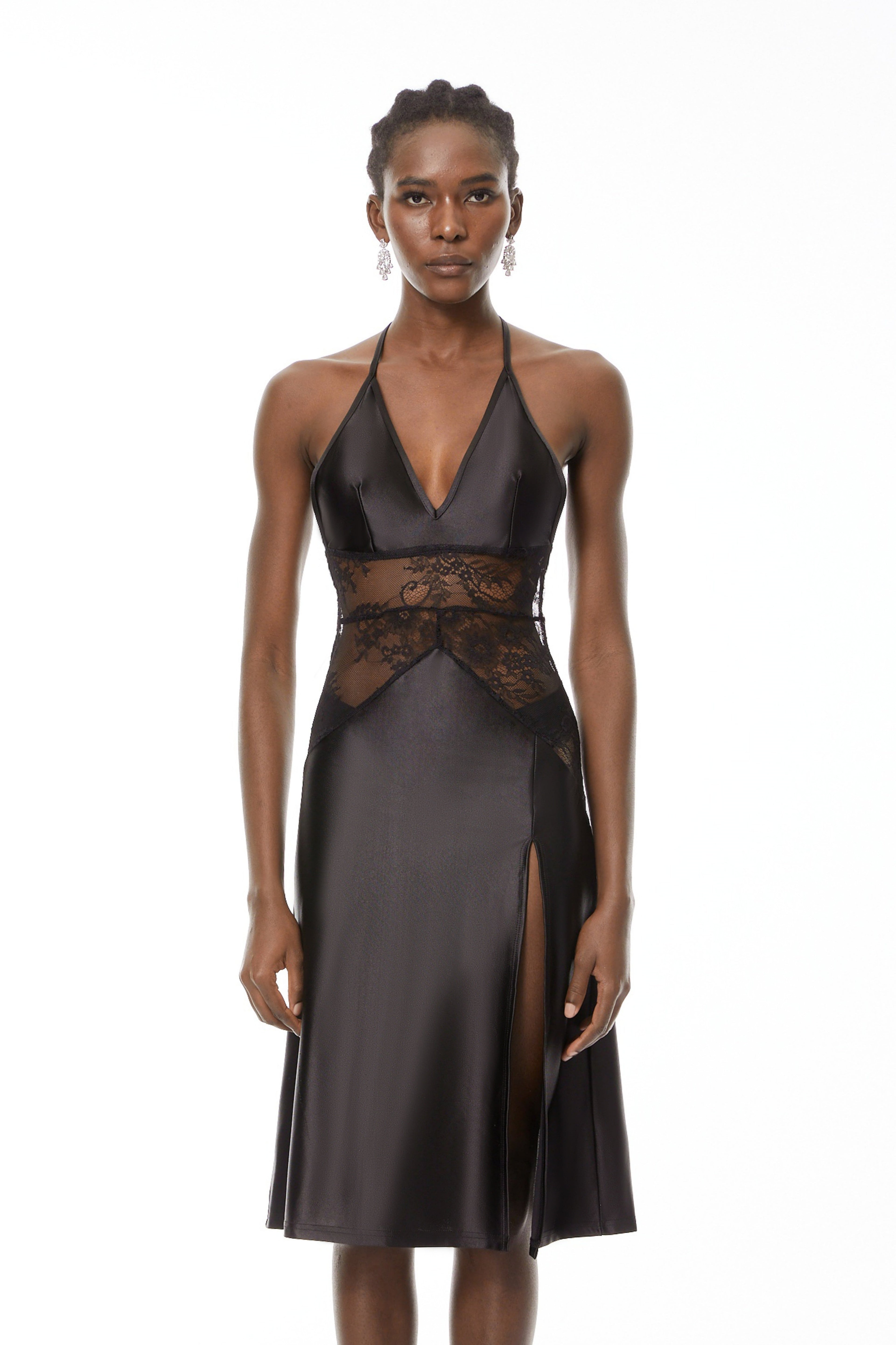 Vestido midi negro de encaje con paneles de MRTokyo, estilo elegante y sofisticado para ocasiones especiales.