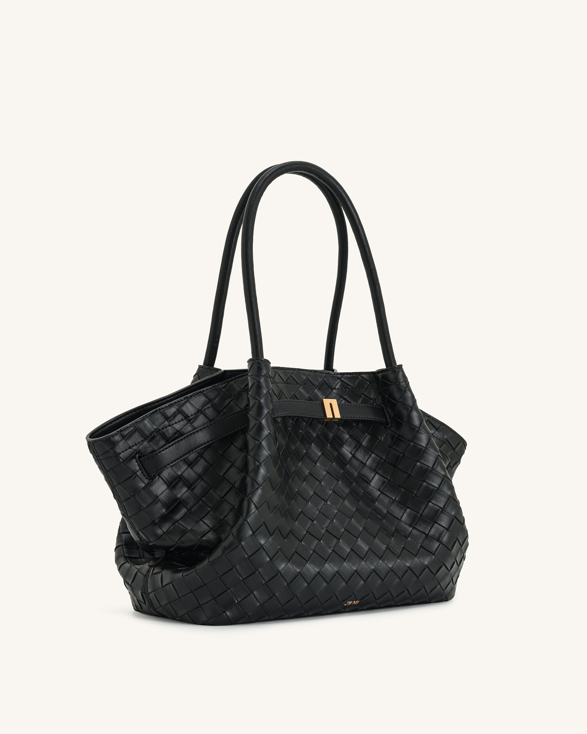 Bolso tote JW PEI Hana de tamaño medio, textura de tejido entrelazado en color negro, vista lateral del diseño.