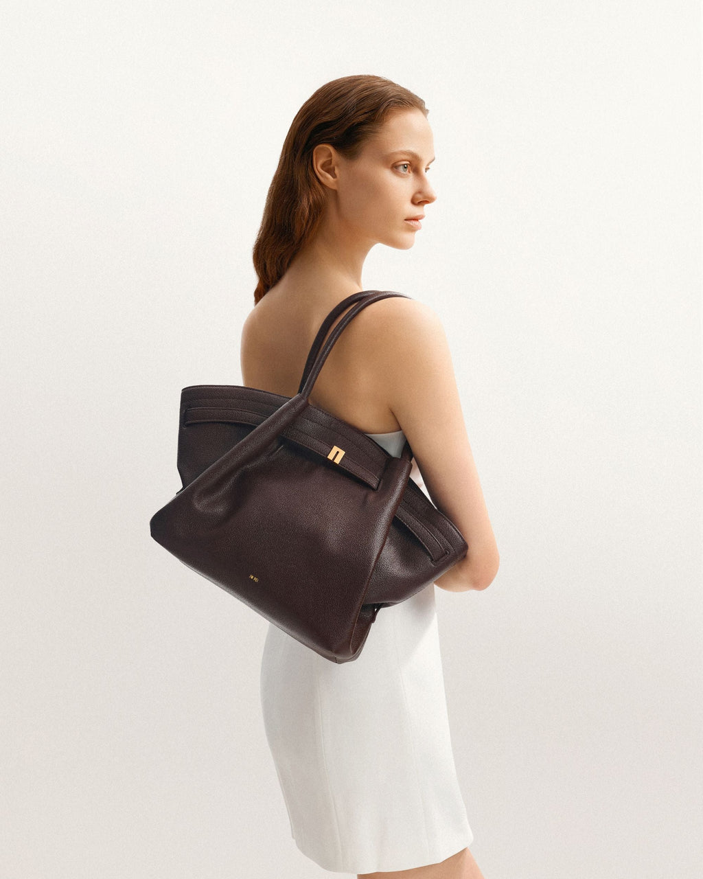 Hana Medium Synthetic Suede Tote Bag – Dark Olive Green - Angela Puerto
