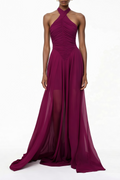 Vestido maxi ruched de diseño de tren morado de MRMelbourne, con estilo elegante y detalles en la parte superior.