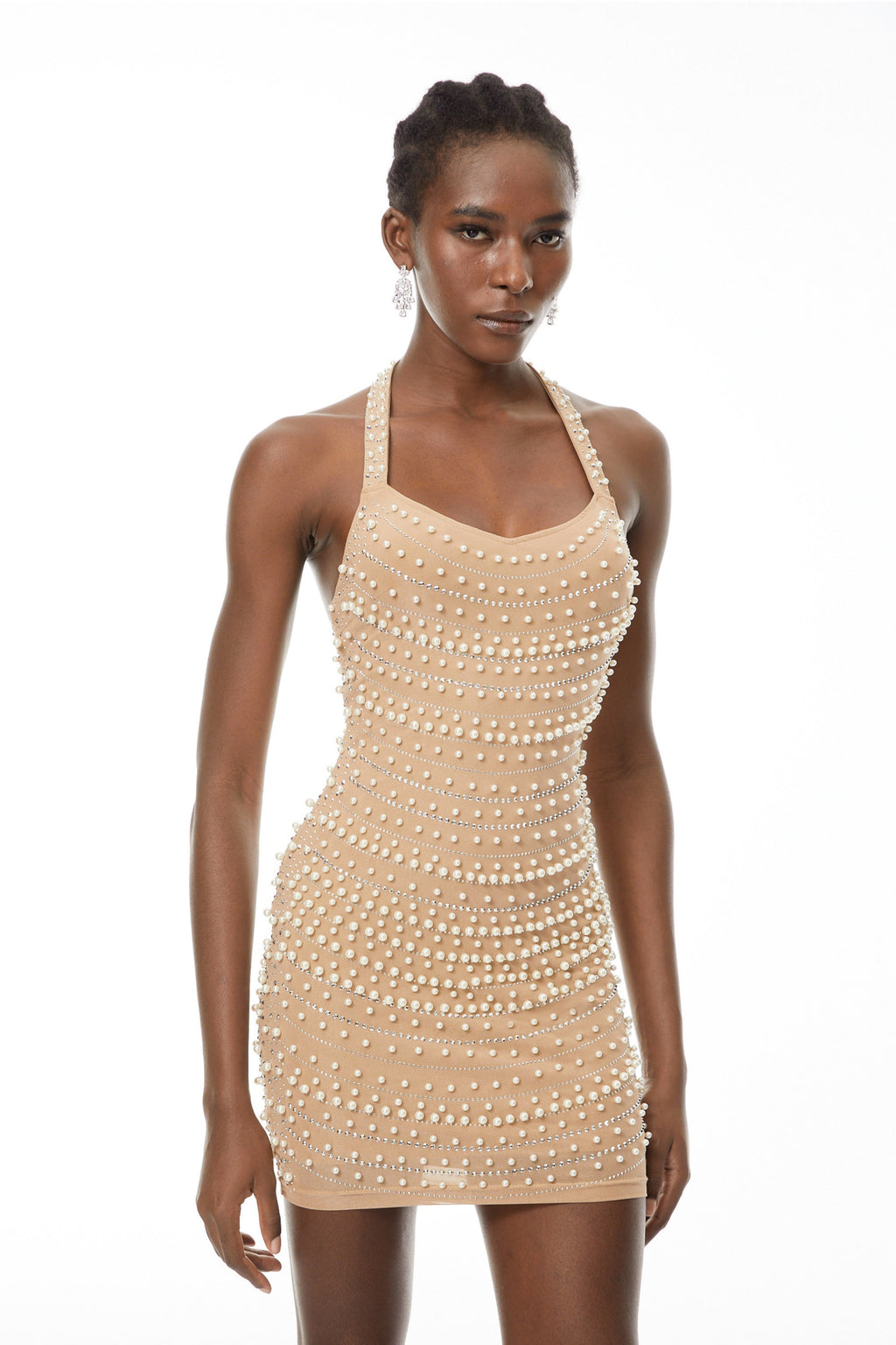 Vestido mini dorado Larisa Champagne con bordados y detalles brillantes, de la marca MRTokyo, para ocasiones especiales.