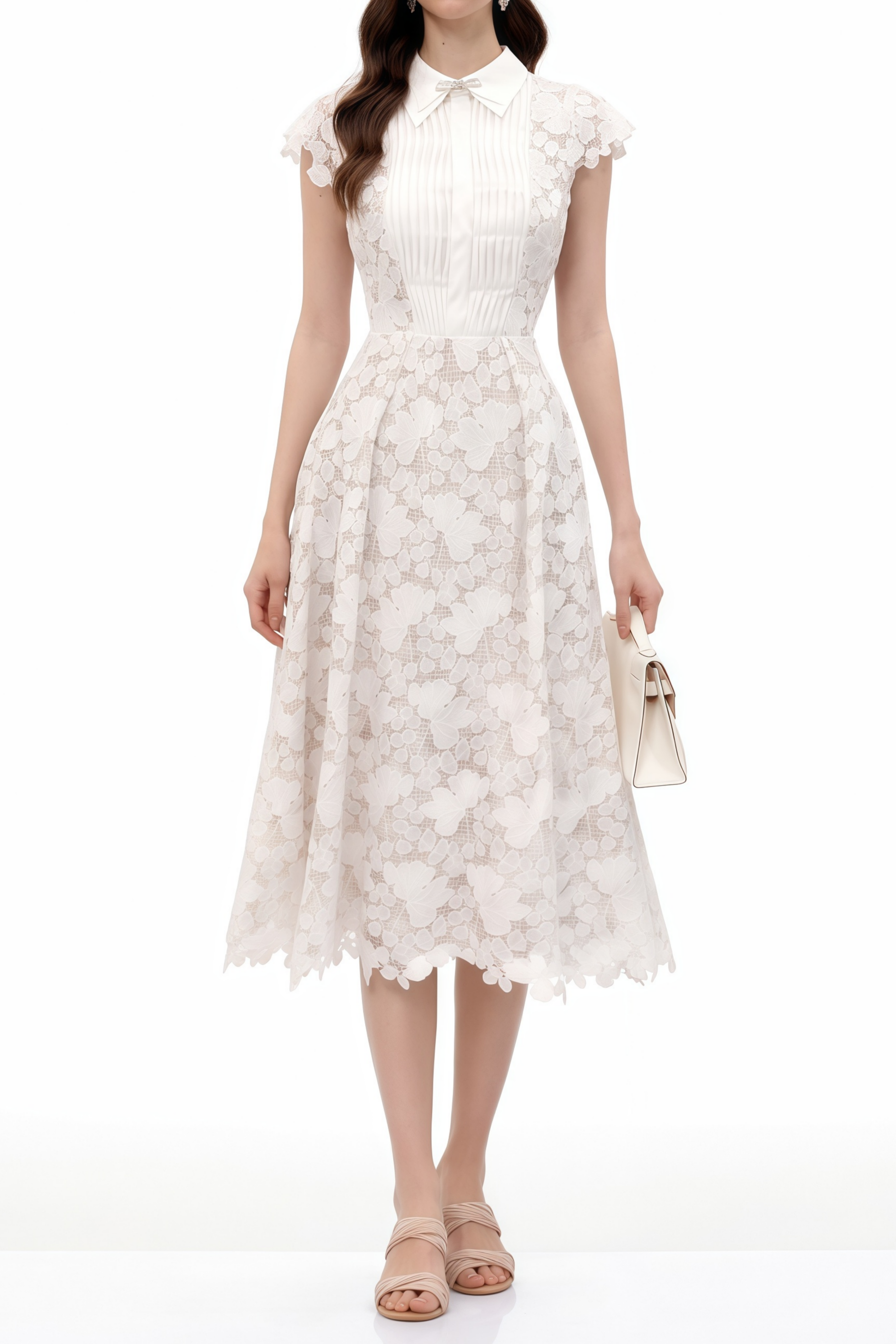 Vestido midi blanco de Mckensie con aplicación de flores, de la marca MRNewyork, con detalles florales en la parte superior