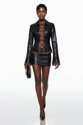 Chaqueta negra de cuero sintético Swazi de MRTokyo con detalle de atadura en la cintura, estilo elegante y moderno.