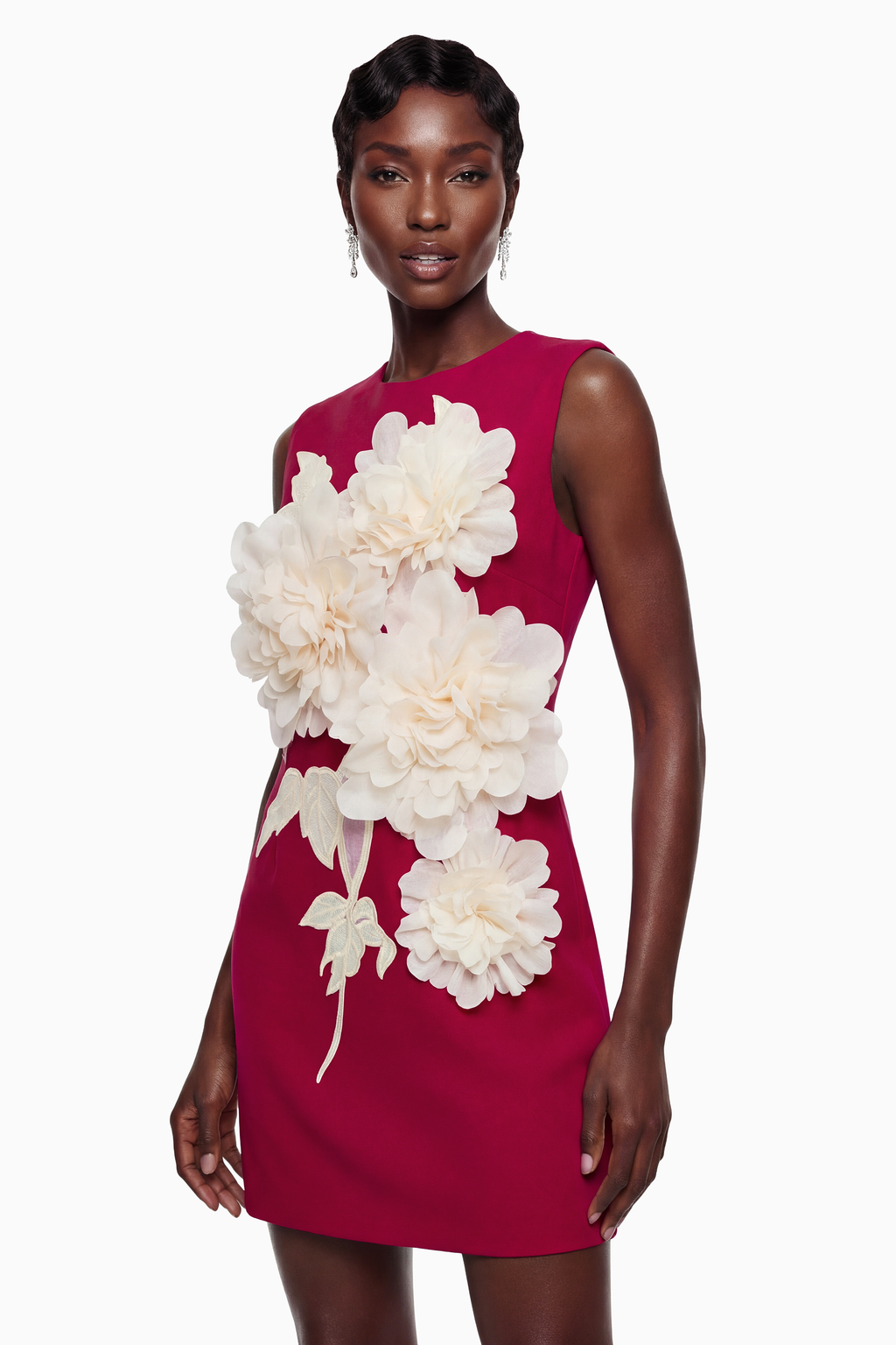 Vestido mini con estampado de bloques de color rojo y detalles en 3D de MRMelbourne, diseñado para ocasiones elegantes.