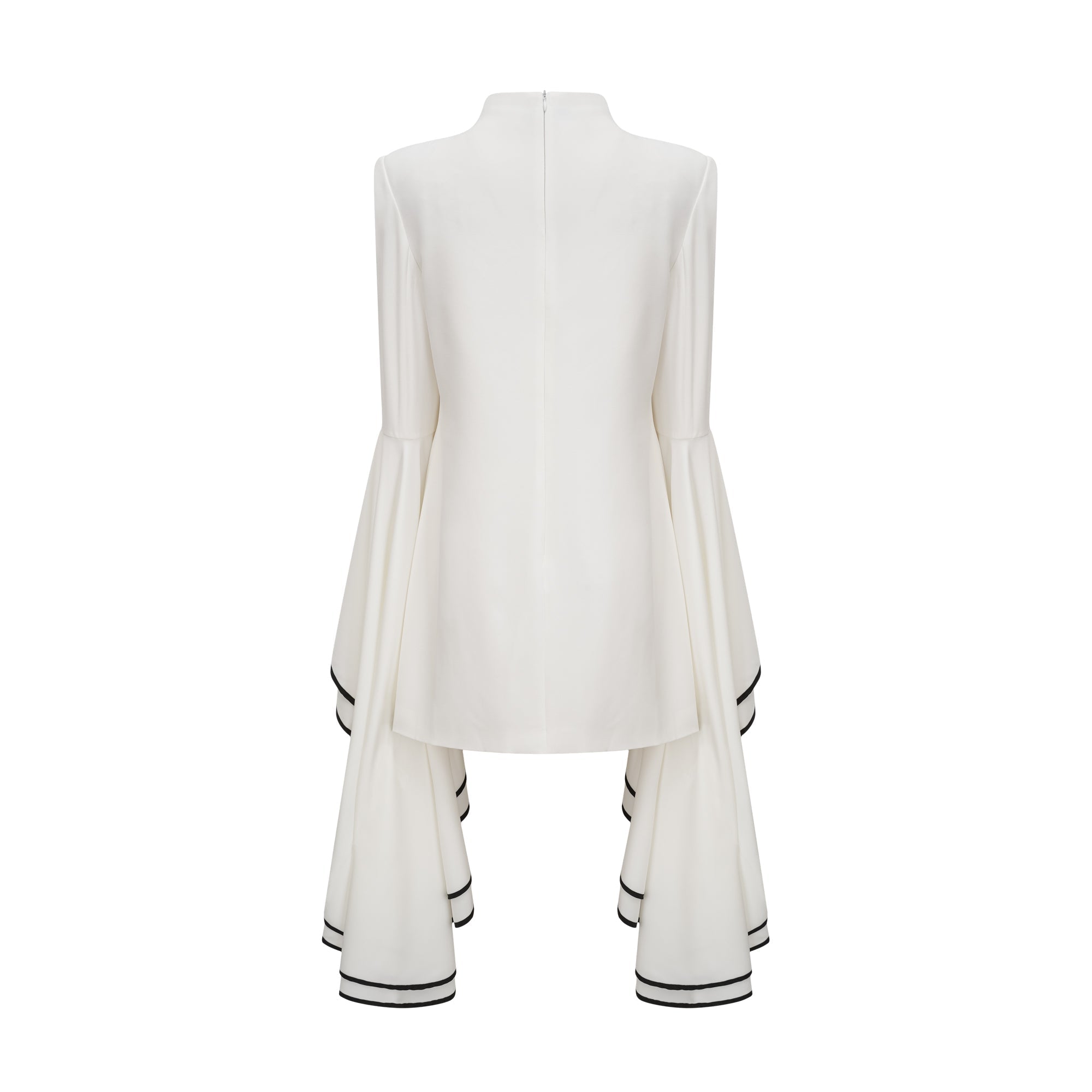 Vestido Madeleine con mangas con volantes de la marca Final Sale, diseño elegante y femenino en color neutro.