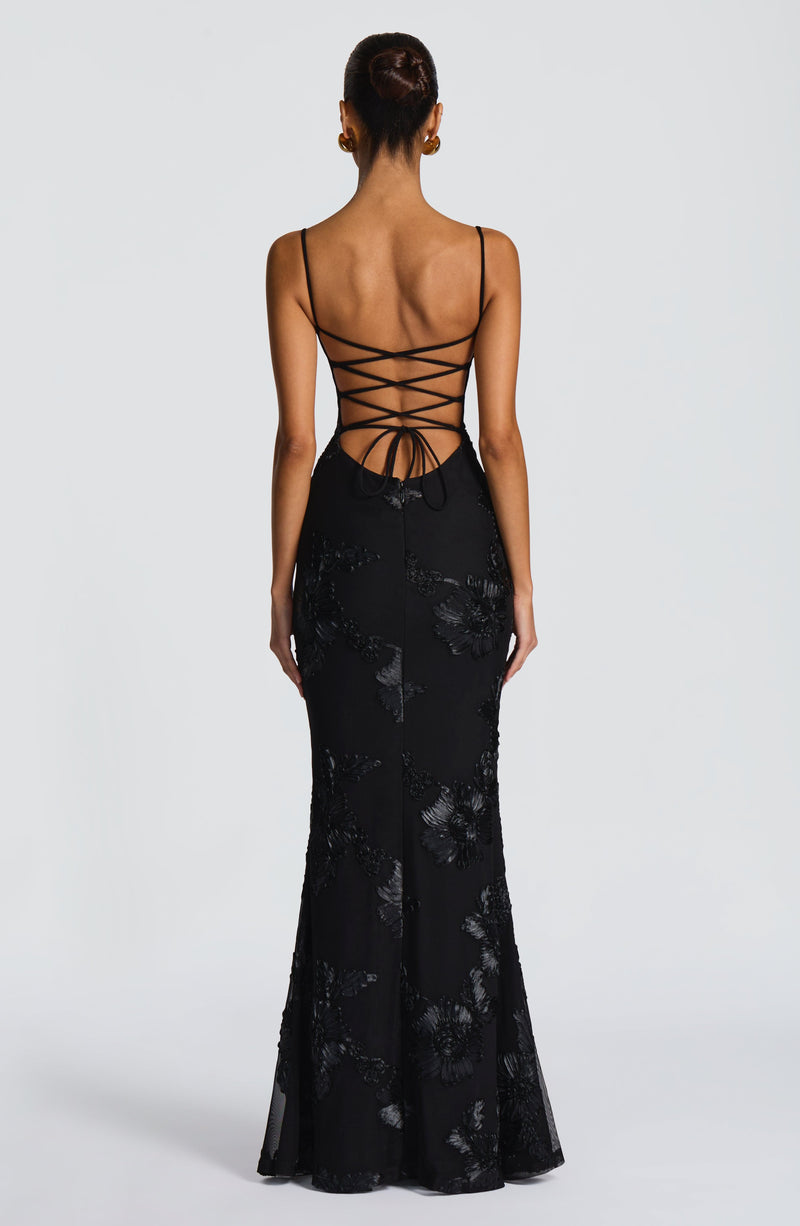 IMARA | Vestido Largo Satin Elegance - Angela Puerto