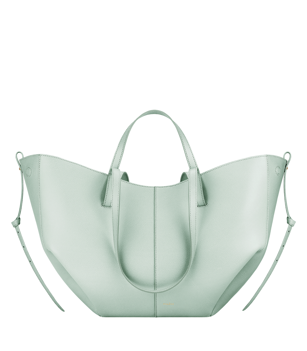 Bolso Polène Cyme en espuma de piel granulada en color lagón, vista frontal del diseño elegante y moderno.