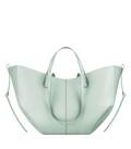 Bolso Polène Cyme en espuma de piel granulada en color lagón, vista frontal del diseño elegante y moderno.